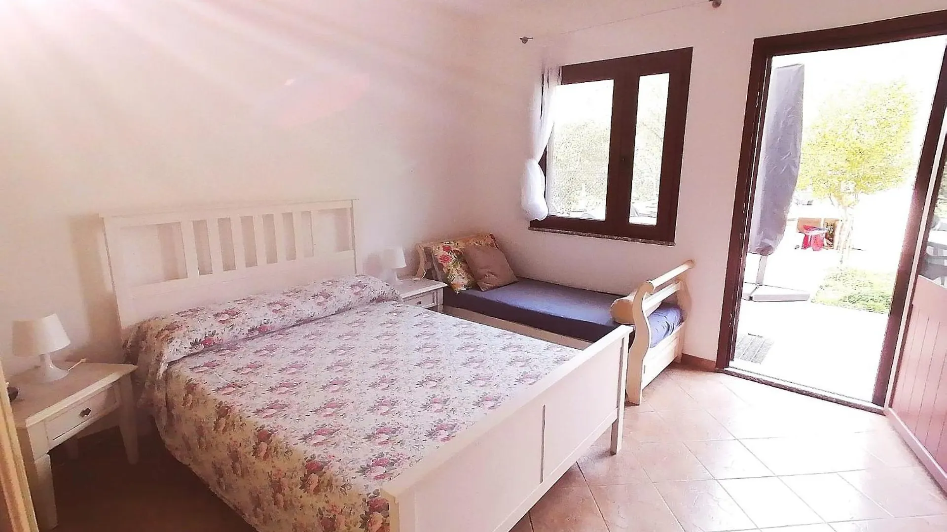 Villa Da Fra E La à Girasole Italie